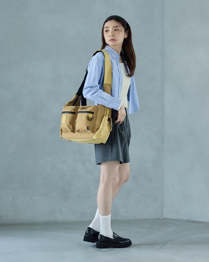 ボストンバッグ コーデ