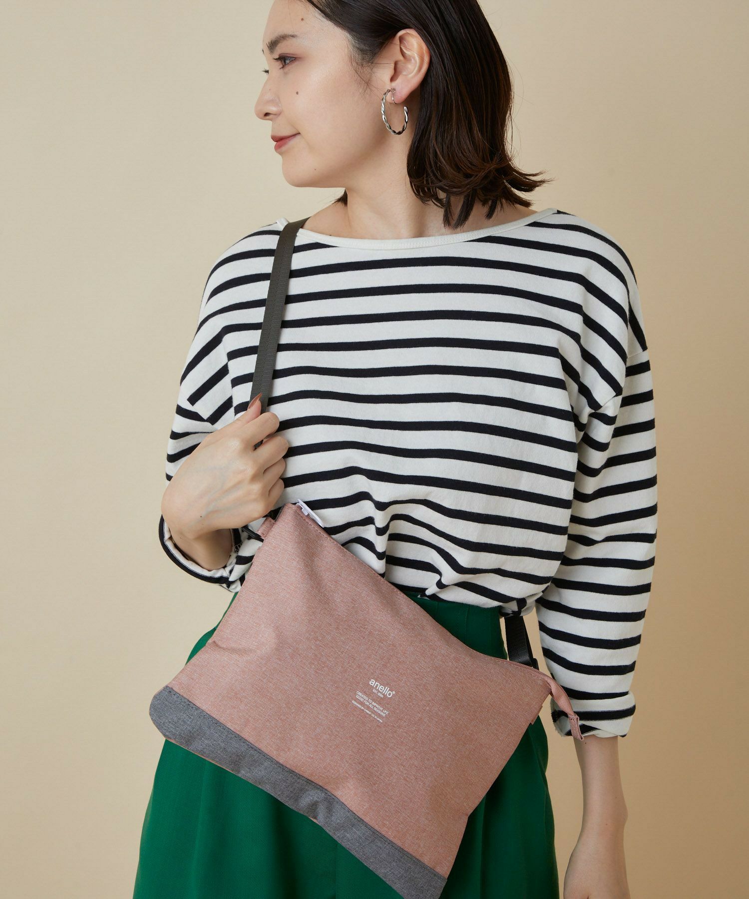 anello ショルダーバッグ 多収納 A4 THE DAY AT-B1715