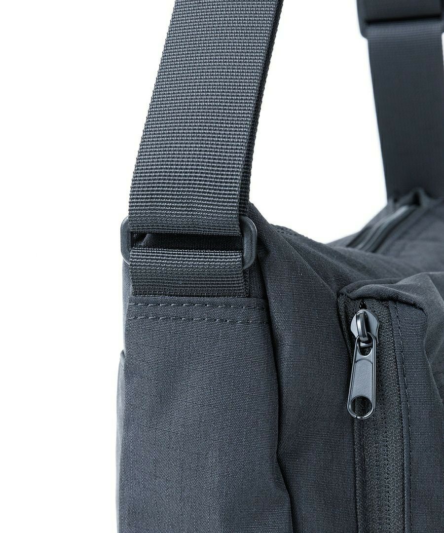 anello ショルダーバッグ 撥水 多収納 A5 TRACK AT-H1812