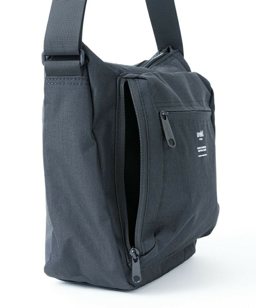 anello ショルダーバッグ 撥水 多収納 A5 TRACK AT-H1812
