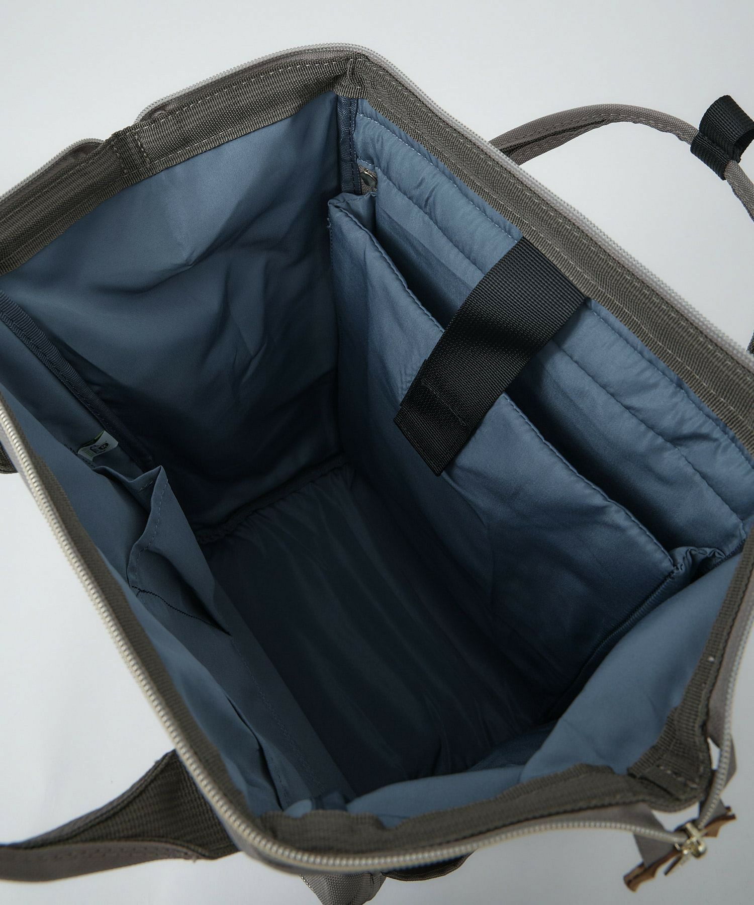 anello リュック バックパック 口金 撥水 多収納 PC収納 ﾘﾌﾟﾘｰﾌﾞ A4 CROSS BOTTLE ATB0193R