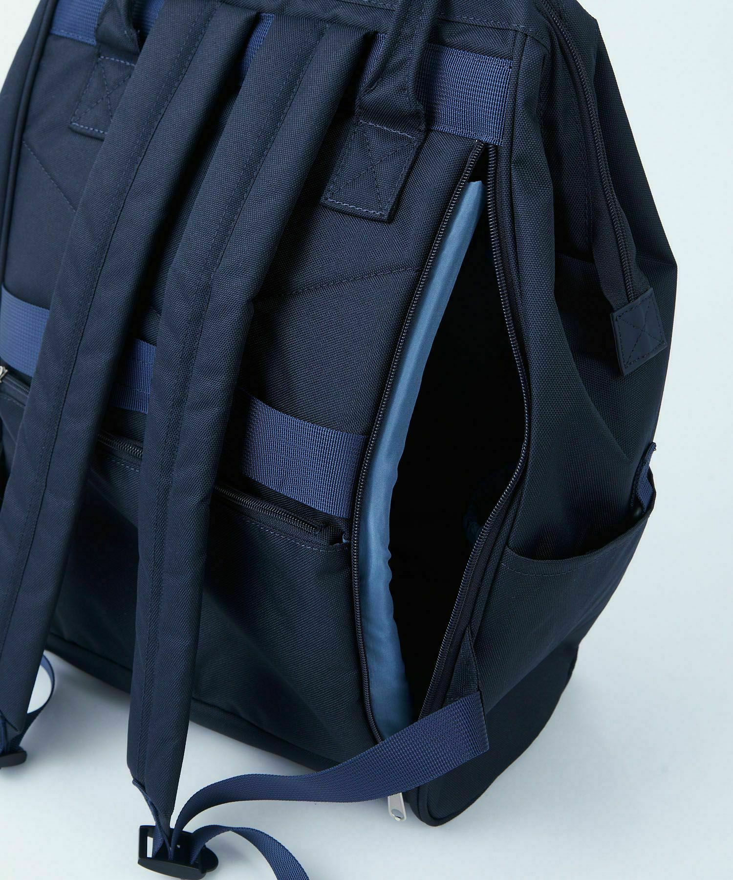 anello リュック バックパック 口金 撥水 多収納 PC収納 ﾘﾌﾟﾘｰﾌﾞ A4 CROSS BOTTLE ASS005R