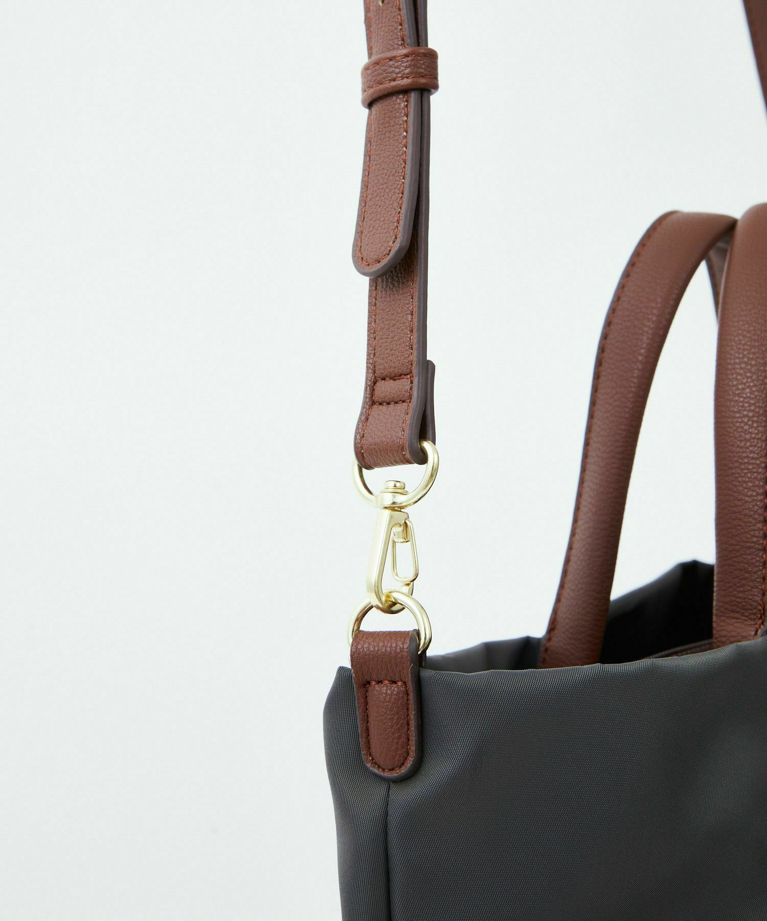 Legato Largo ショルダーバッグ 撥水 肩楽 2WAY A5 肩楽 LH-L0002