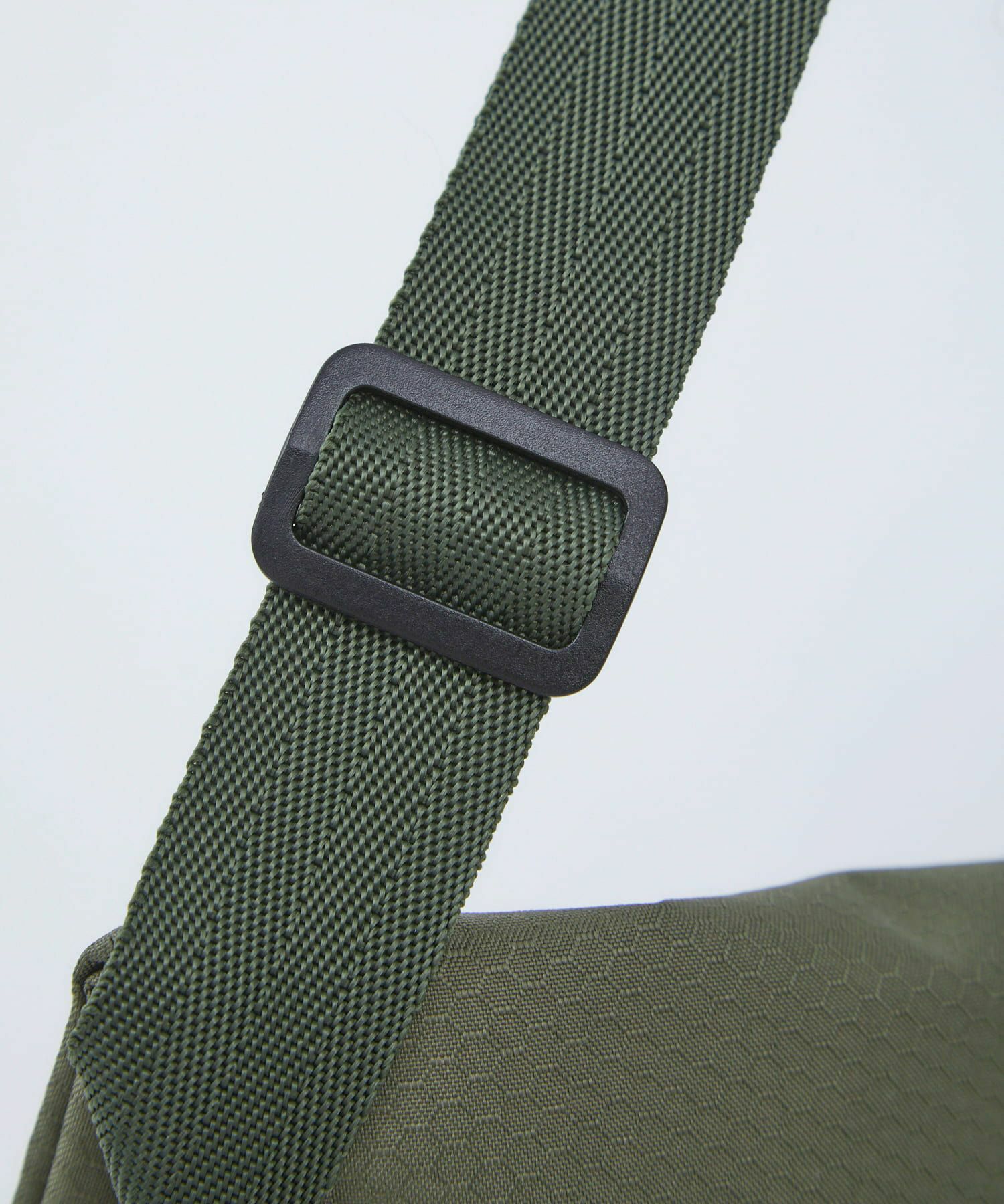 anello ショルダーバッグ 多収納 A4 OLIVE ATS0922