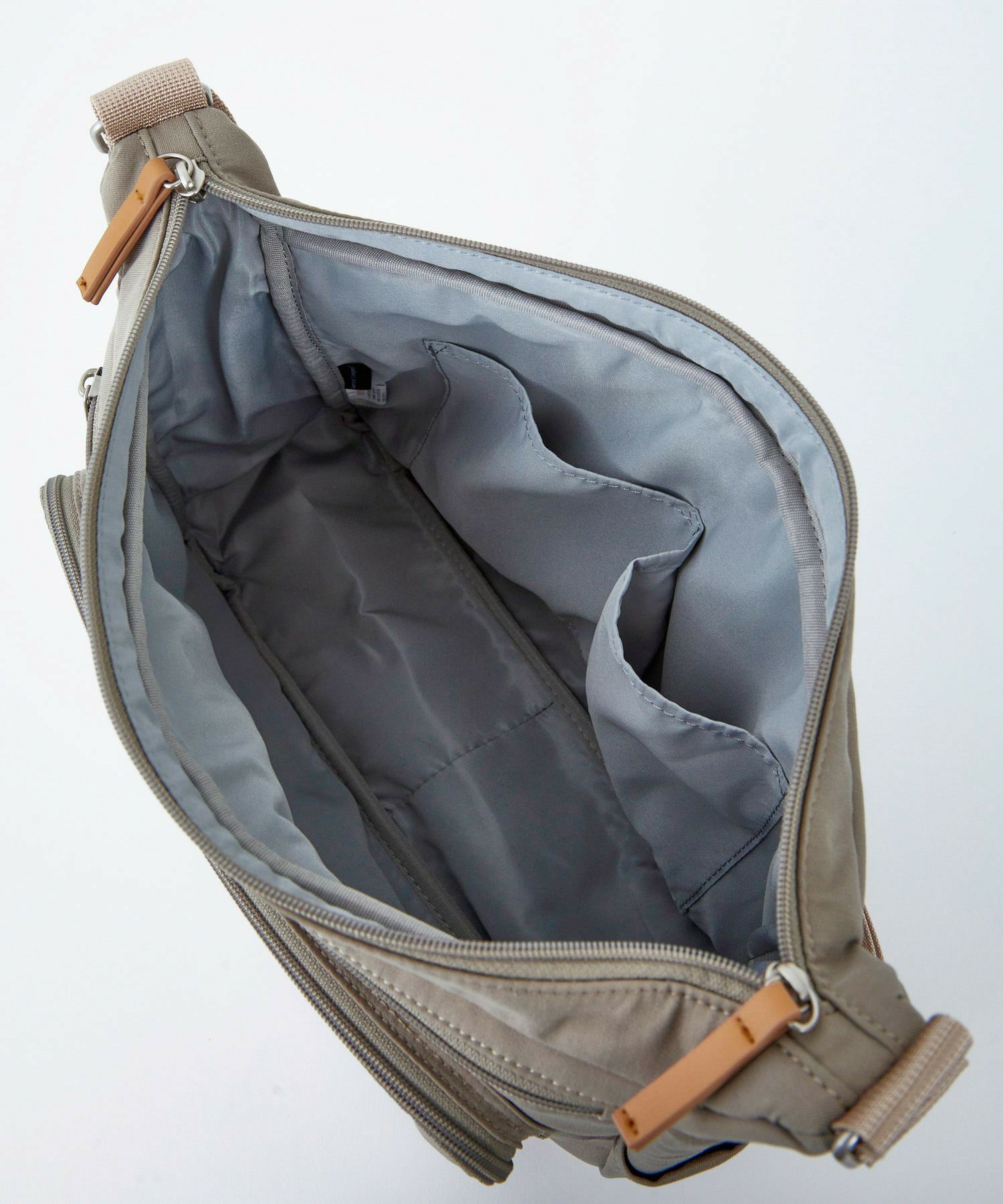 anello GRANDE ショルダーバッグ 多収納 A4 CINNAMON GTM0334