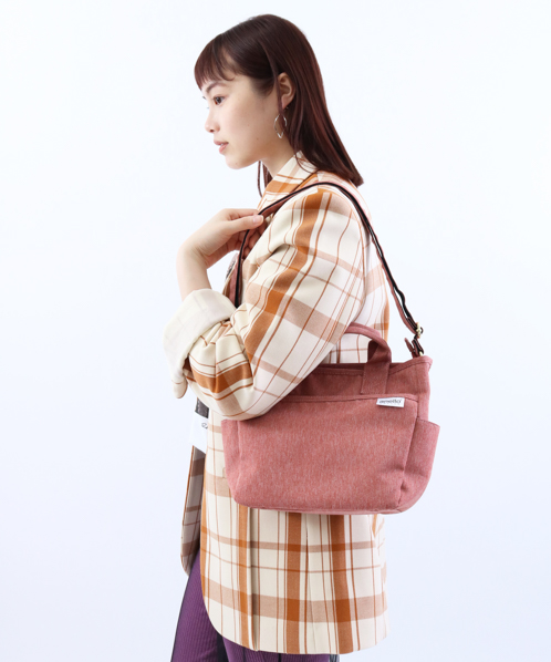 GUCCI Paris限定　ワンショルダー　クロワッサン　ハンドバッグ GUCCI Paris限定 ワンショルダー クロワッサン ブラック