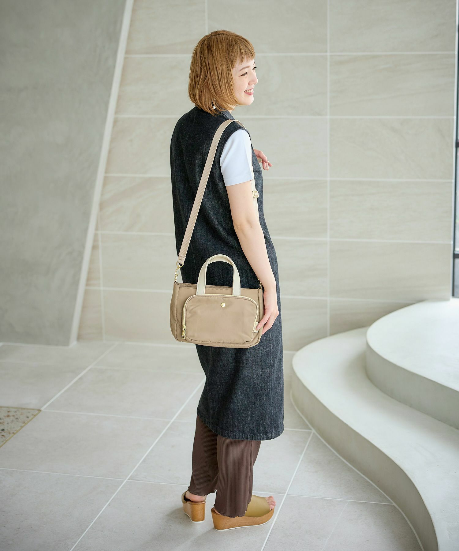 Legato Largo ショルダーバッグ 撥水 2WAY 財布機能 A5 撥水ツイルナイロン LT-E1542