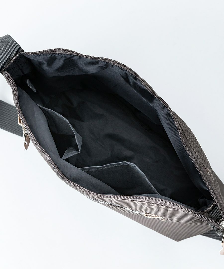 anello ショルダーバッグ 多収納 A5 THREE ATH3237