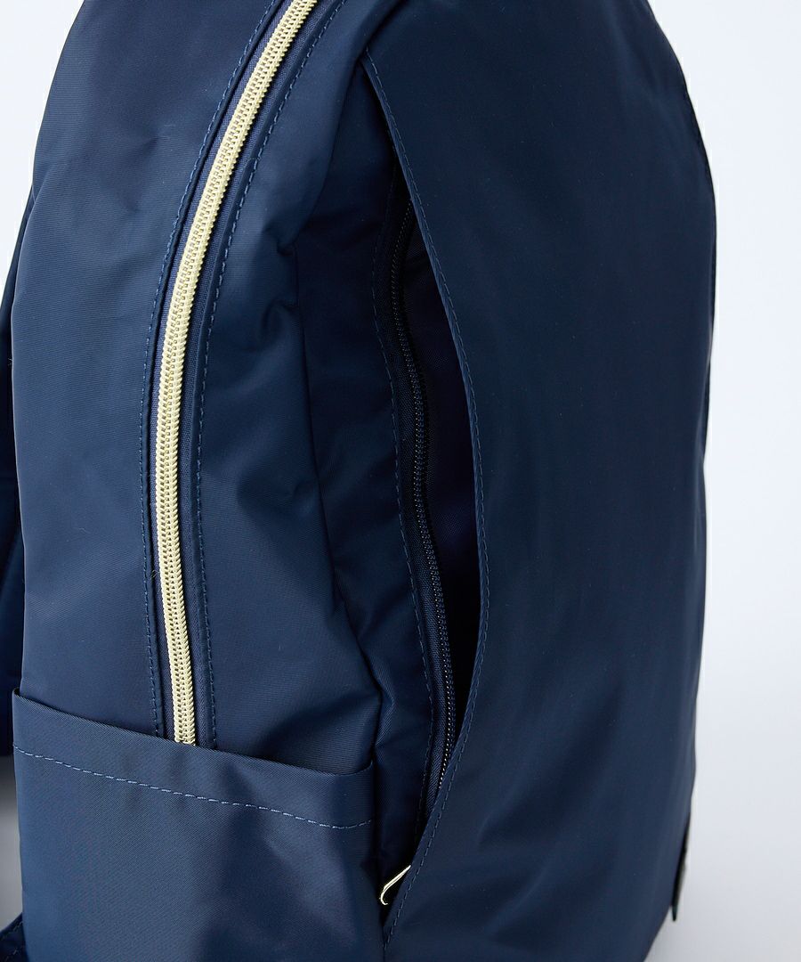 Legato Largo リュック バックパック 撥水 多収納 10ﾎﾟｹ PC収納 WINGSACK A4 ウィングサック LG-D1292