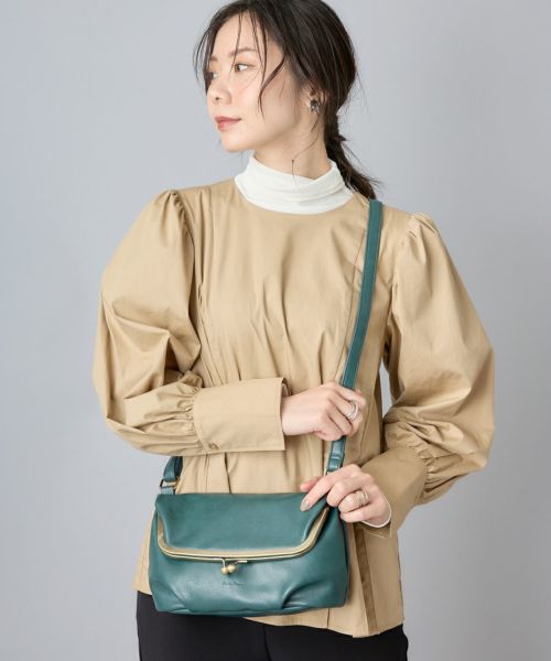 ショルダーバッグ