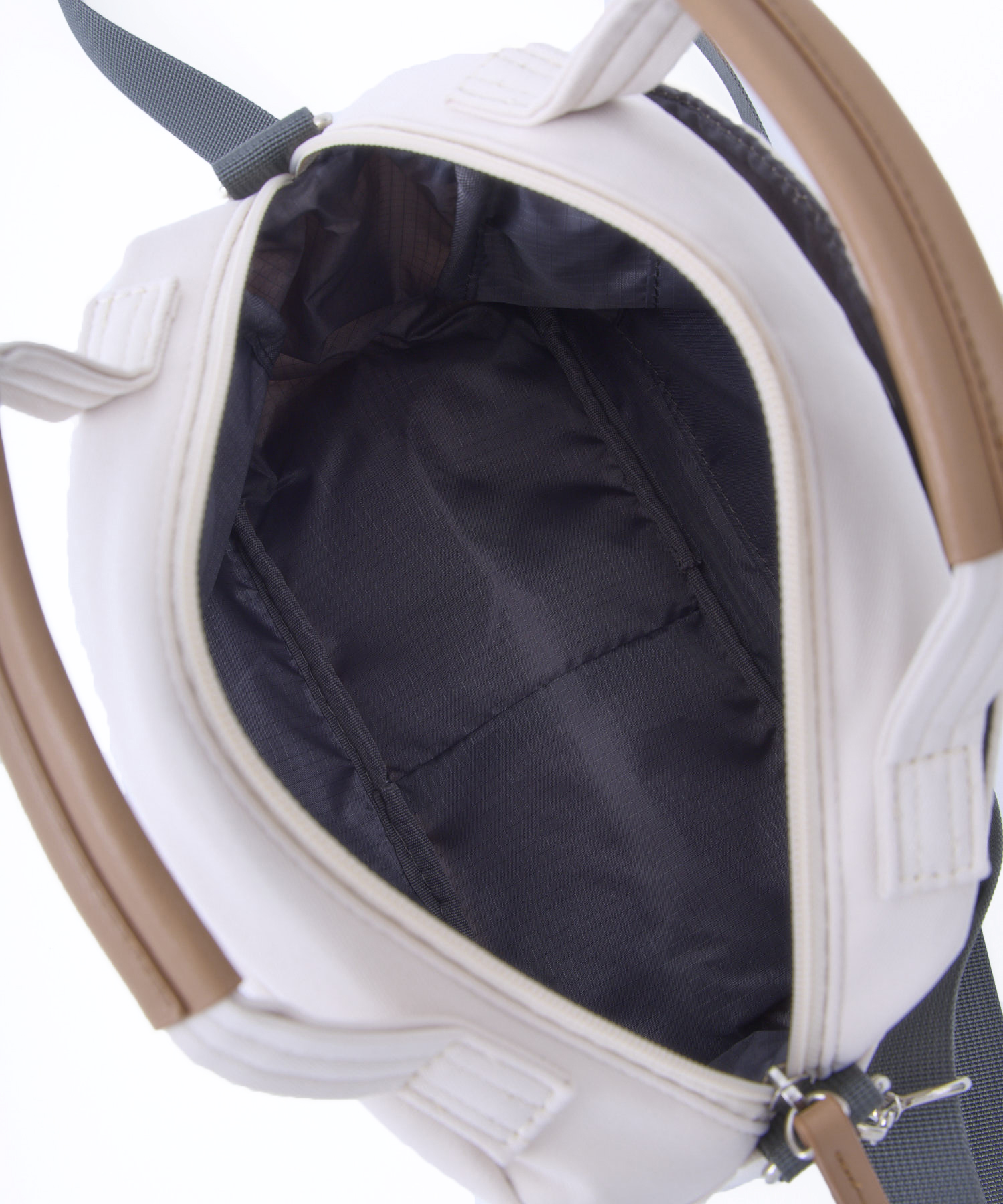 anello GRANDE ショルダーバッグ 軽量 2WAY A5 motte GHM0552