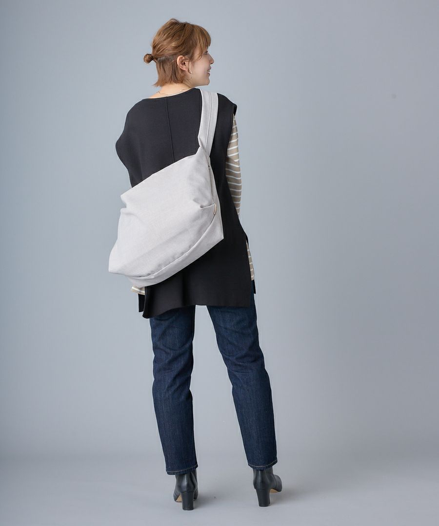 Legato Largo ショルダーバッグ  A4 ハンモックバッグ　リネン調ポリ LG-F3114