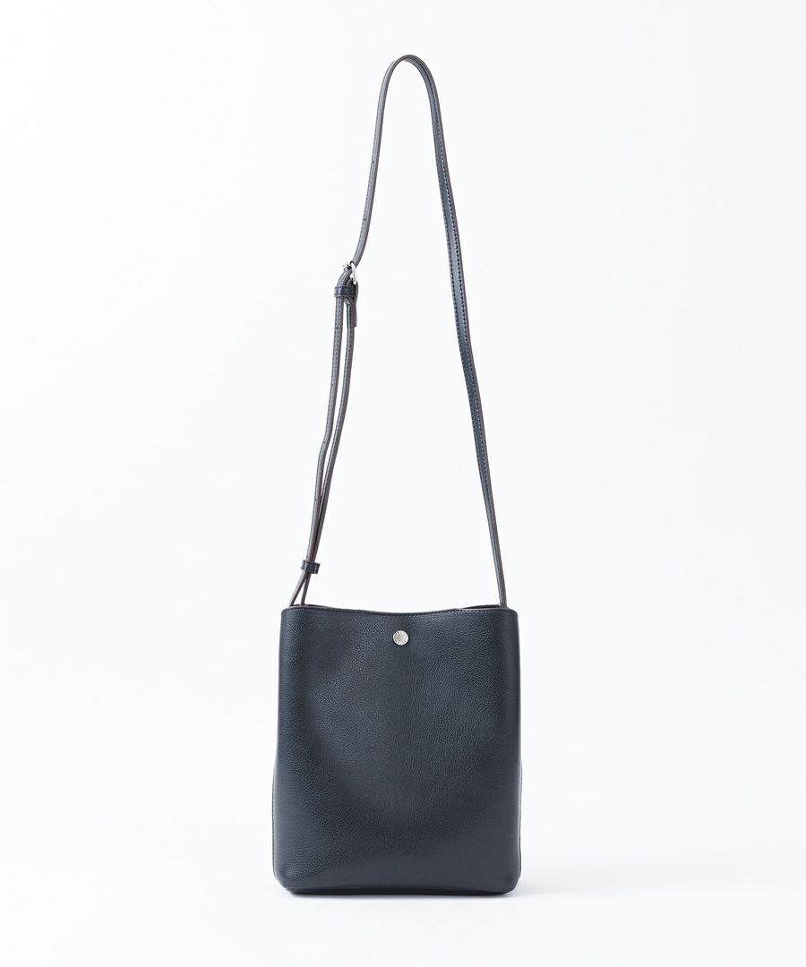 Legato Largo ショルダーバッグ 軽量 A5 かるいかばん LG-P0116