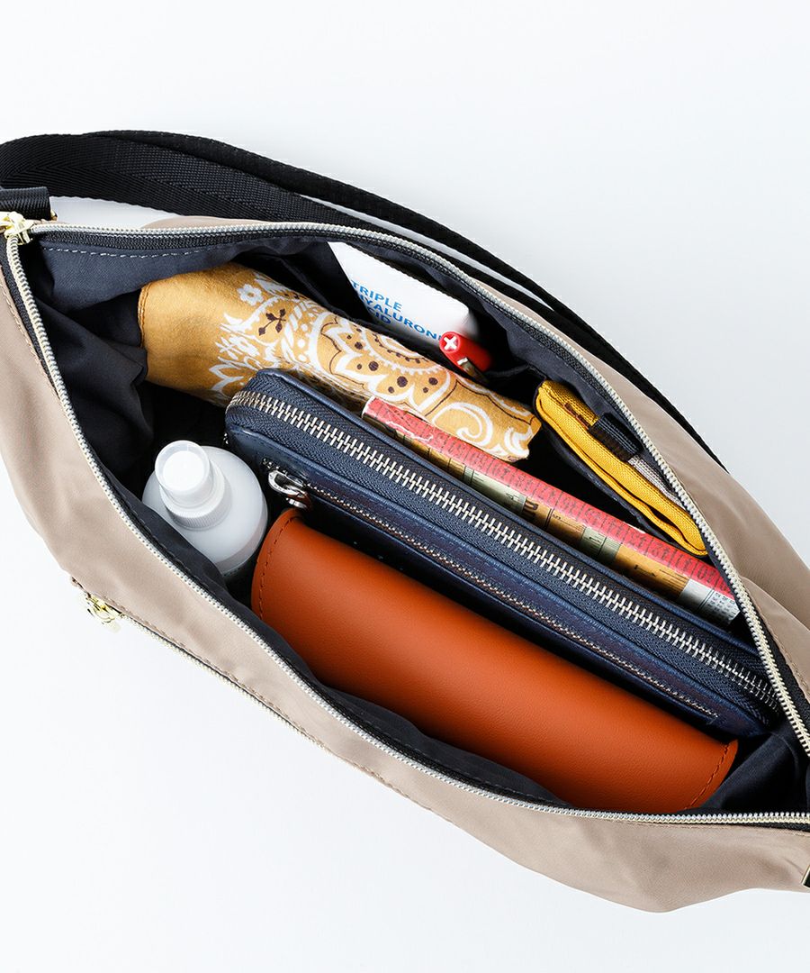 Legato Largo ショルダーバッグ 撥水 A5 カジュアルポリエステル LH-V0181