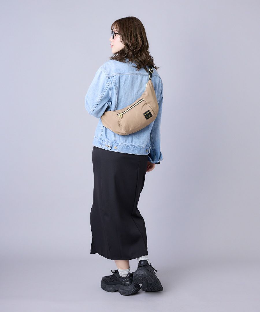 Legato Largo ショルダーバッグ 撥水 A5 カジュアルポリエステル LH-V0181