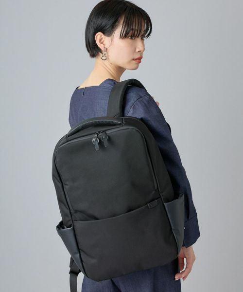 anello リュック オールブラック よりシンプルに よりブラックへ CROSSS BOTTLE -SOLID- | アネロ