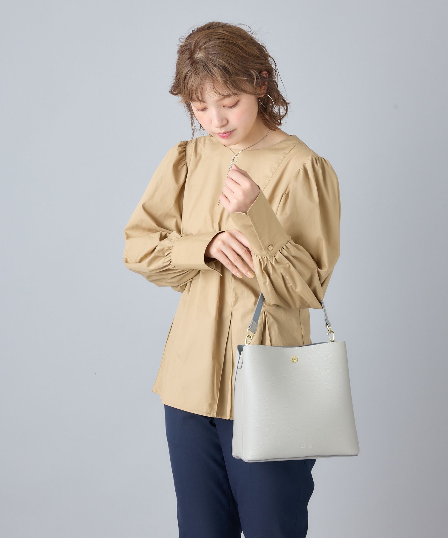 Legato Largo ショルダーバッグ たすかるっかばん 軽量 カクシボ お手入れ楽々 2WAY A5 たすかるっかばん LH-F3373