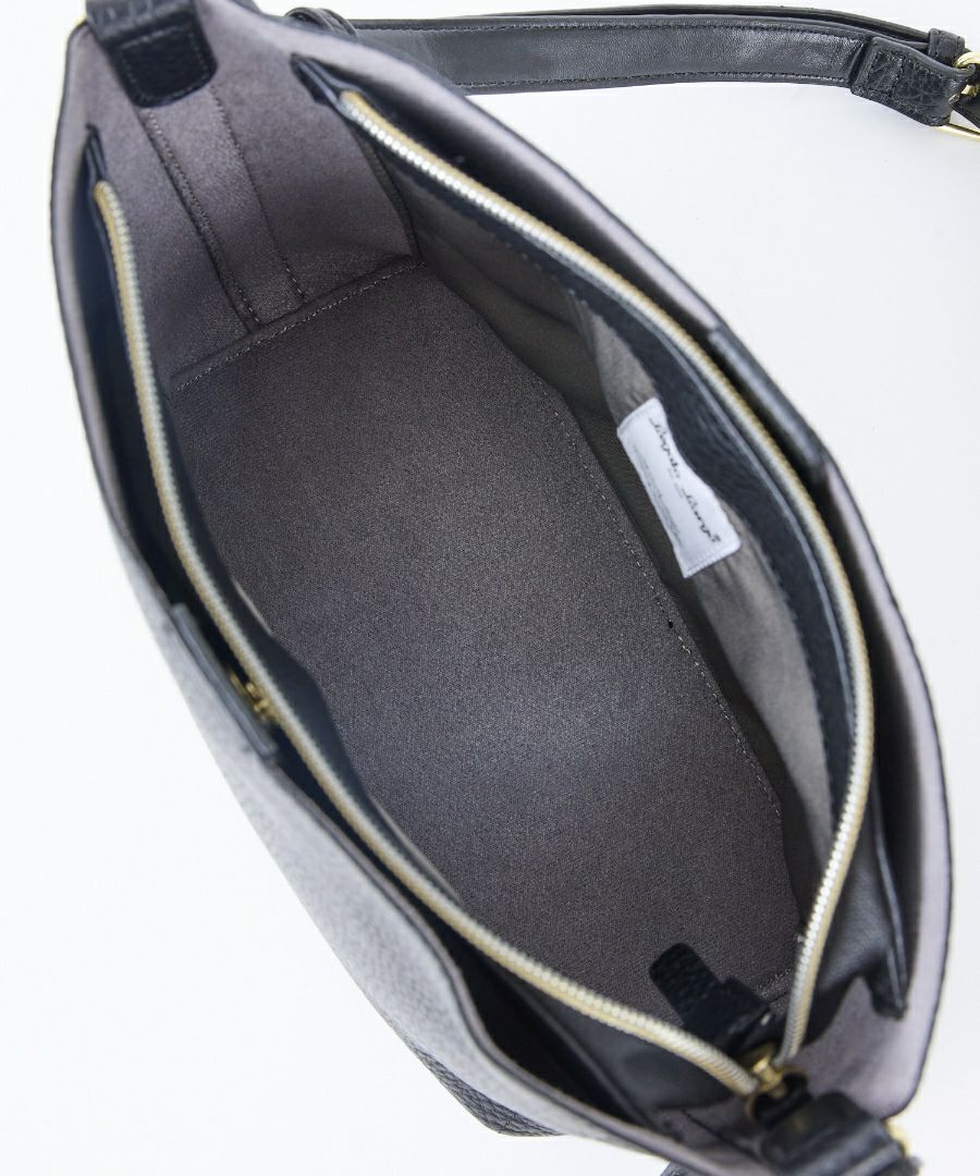 Legato Largo ショルダーバッグ 軽量 3室仕様 自立 A5 レトロシボ LH-D1372