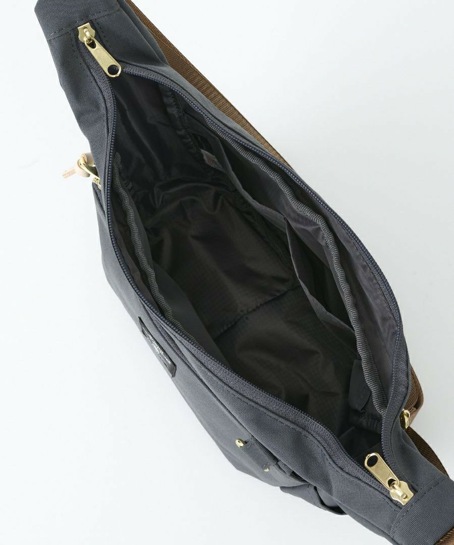 anello GRANDE ショルダーバッグ 両面撥水 軽量 10ポケット Dかん A5 MART GTM0861