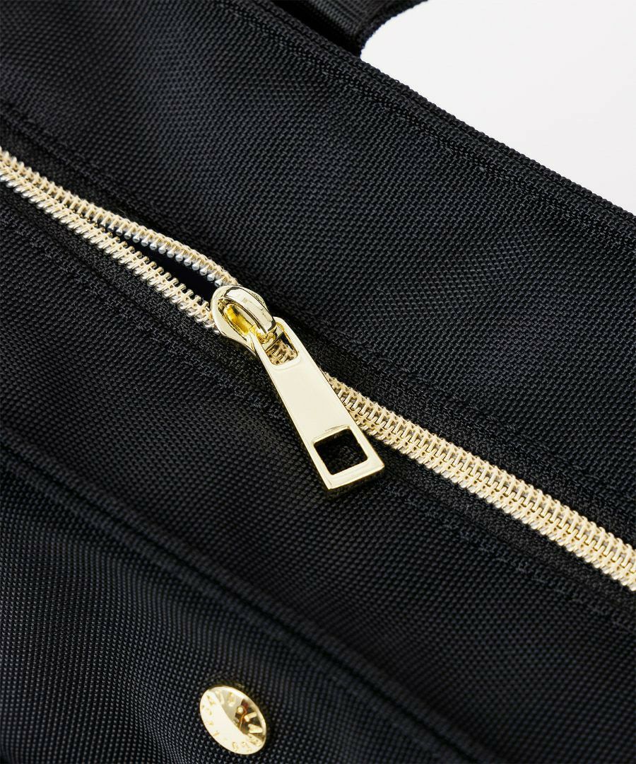 Legato Largo ショルダーバッグ 簡探バッグ 撥水 整理整頓 仕切り A5 簡探バッグ LT-F3411