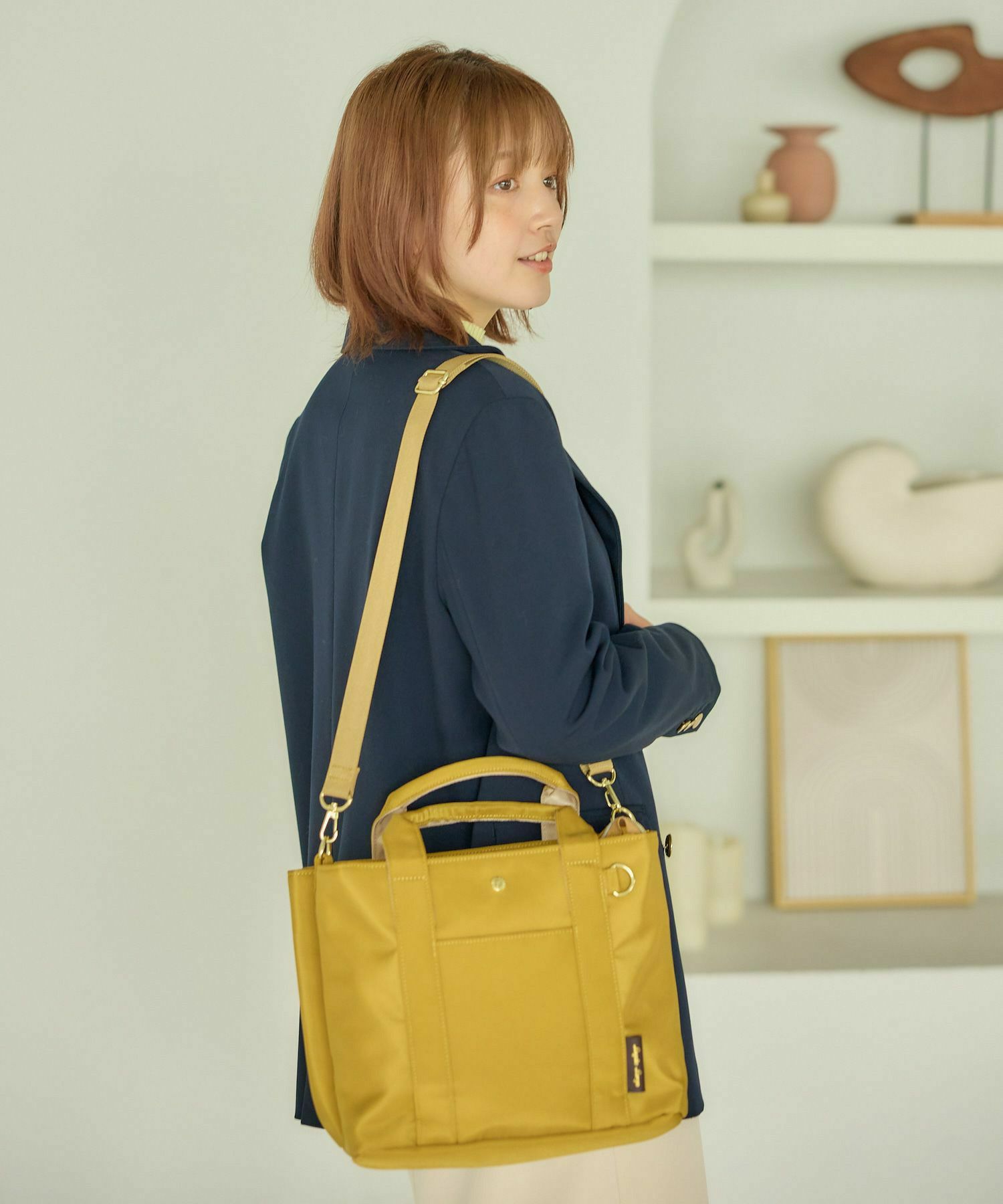 Legato Largo ショルダーバッグ 簡探バッグ 撥水 整理整頓 仕切り A5 簡探バッグ LT-F3411