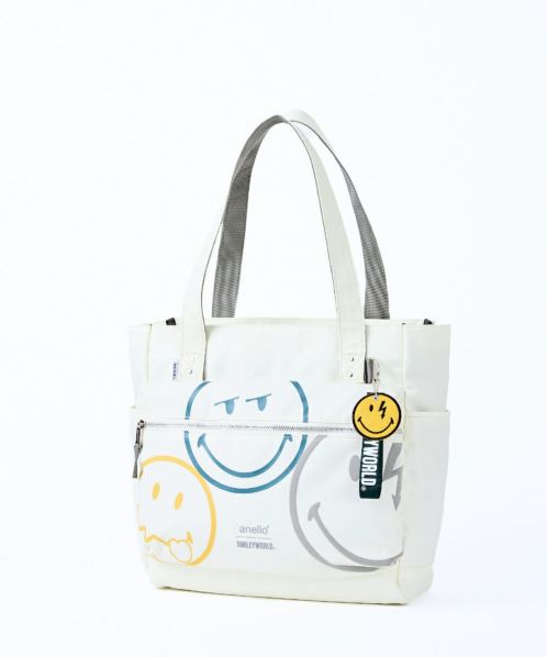 anello SMILEYWORLDⓇ CHARM A4トートバッグ アイボリー SMILEYWORLDⓇ CHARM A4トートバッグ | トートバッグ