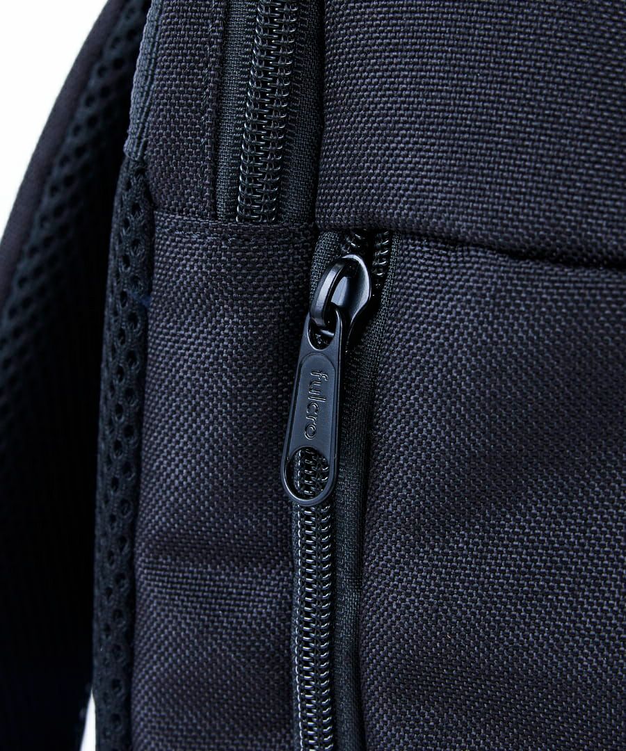 fulcro リュック バックパック 撥水 多ポケット メッシュポケット キャリーオン 0 ESSENCE fma-0004