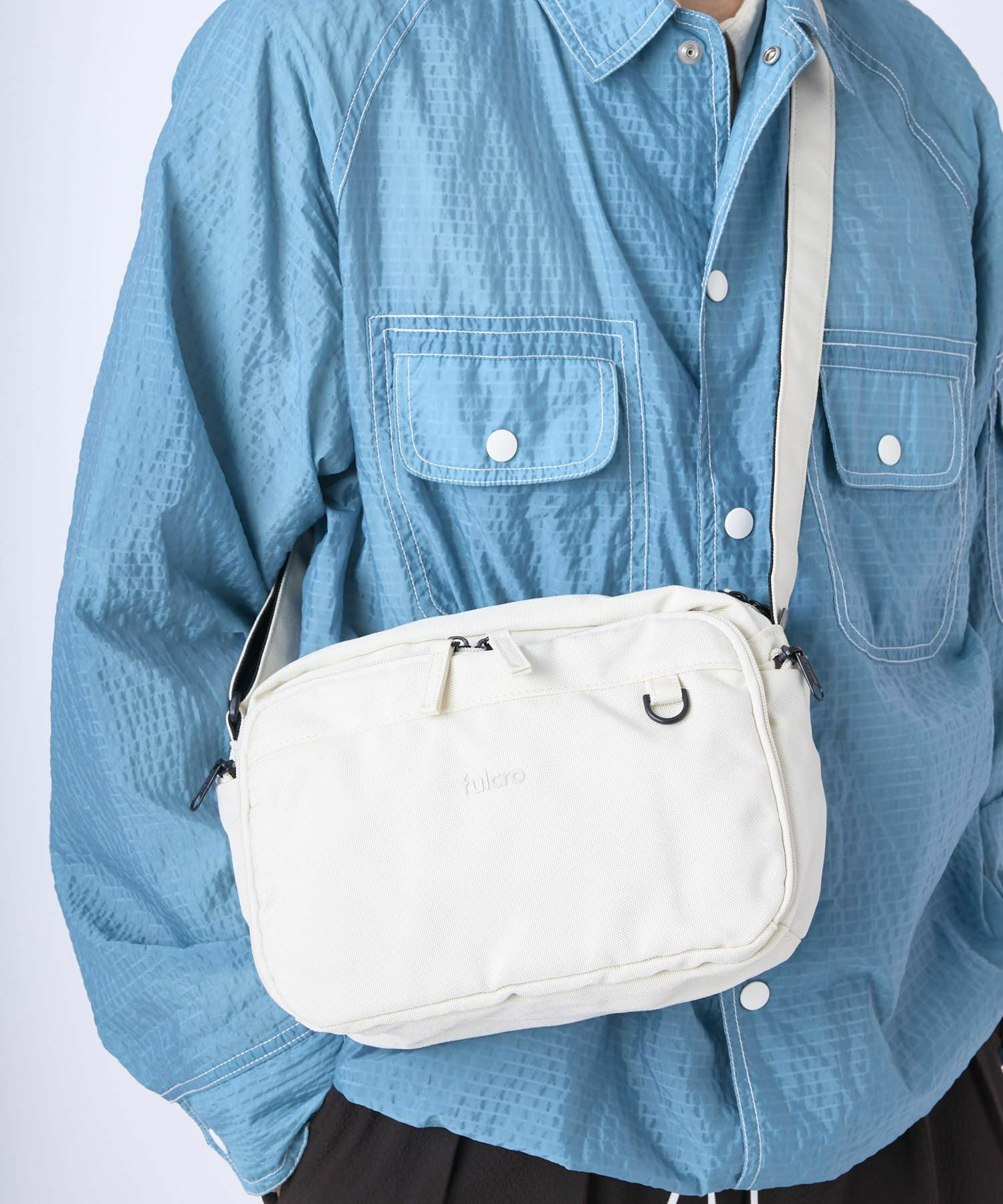 fulcro ショルダーバッグ 撥水 多収納 お財布機能付き 軽量 旅行用 mini Explorer fma-0012