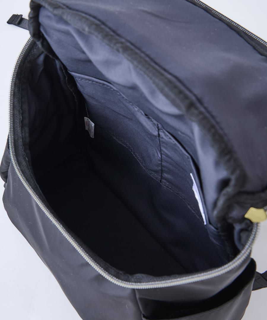 Legato Largo リュック バックパック 撥水 自立 軽量 合皮使い合わせ A5 グロッシーコンビ LI-E1595