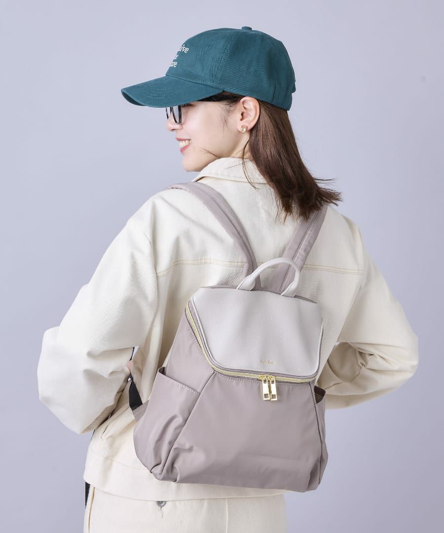 Legato Largo リュック バックパック 撥水 自立 軽量 合皮使い合わせ A5 グロッシーコンビ LI-E1595