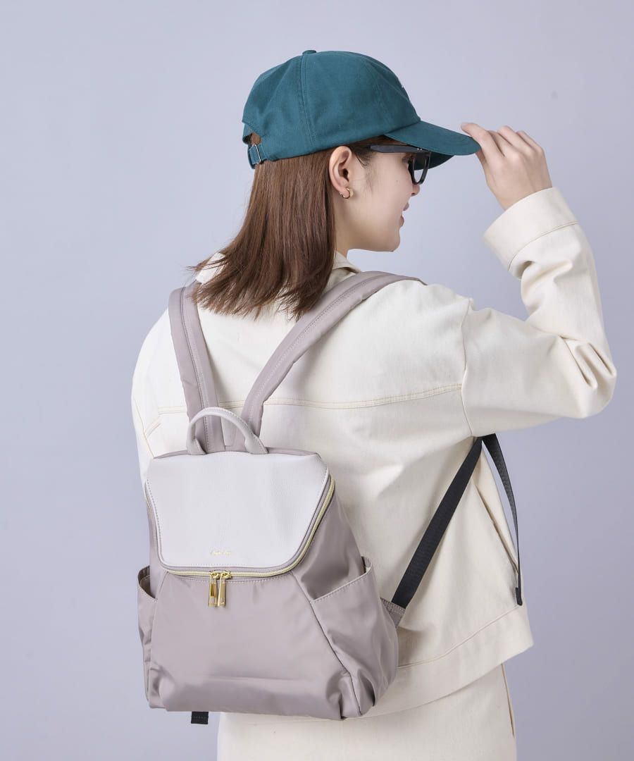 Legato Largo リュック バックパック 撥水 自立 軽量 合皮使い合わせ A5 グロッシーコンビ LI-E1595