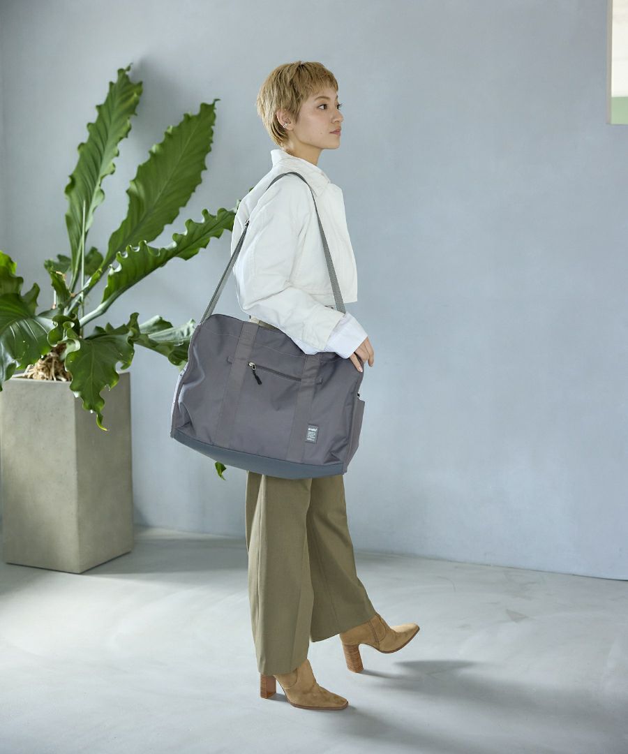 anello ボストンバッグ 両面撥水 軽量 大容量 30L 多機能 10ﾎﾟｹ 2W ｷｬﾘｰｵﾝ ﾎﾞﾄﾙﾎﾟｹ ｼｭｰｽﾞﾎﾟｹ A4 CARRY ATM0952