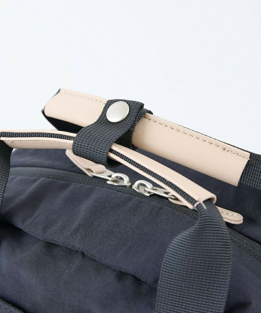 anello GRANDE リュック バックパック 両面撥水 軽量 10ポケット 21L PC収納 キャリーオン セキュリティポ A4 SABLE GTM0971