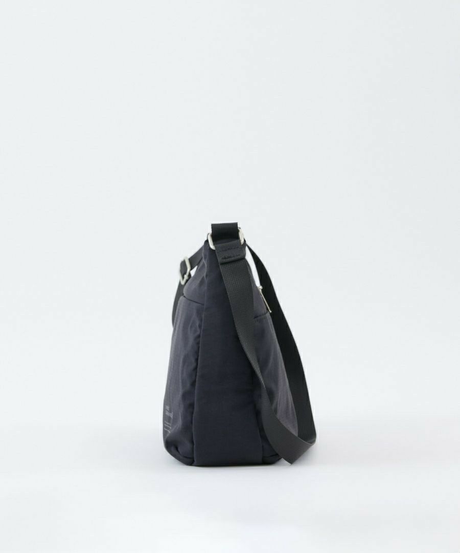 anello GRANDE ショルダーバッグ 両面撥水 軽量 10ポケット A5 SABLE GTM0972