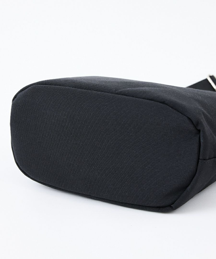 Legato Largo ショルダーバッグ 両面撥水 本体保冷 軽量 2WAY A5 おさんぽBAG LH-D1442