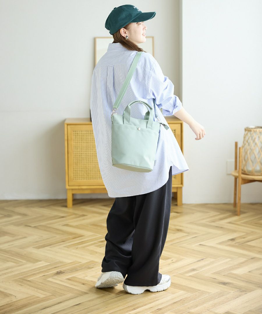 Legato Largo ショルダーバッグ 両面撥水 本体保冷 軽量 2WAY A5 おさんぽBAG LH-D1442