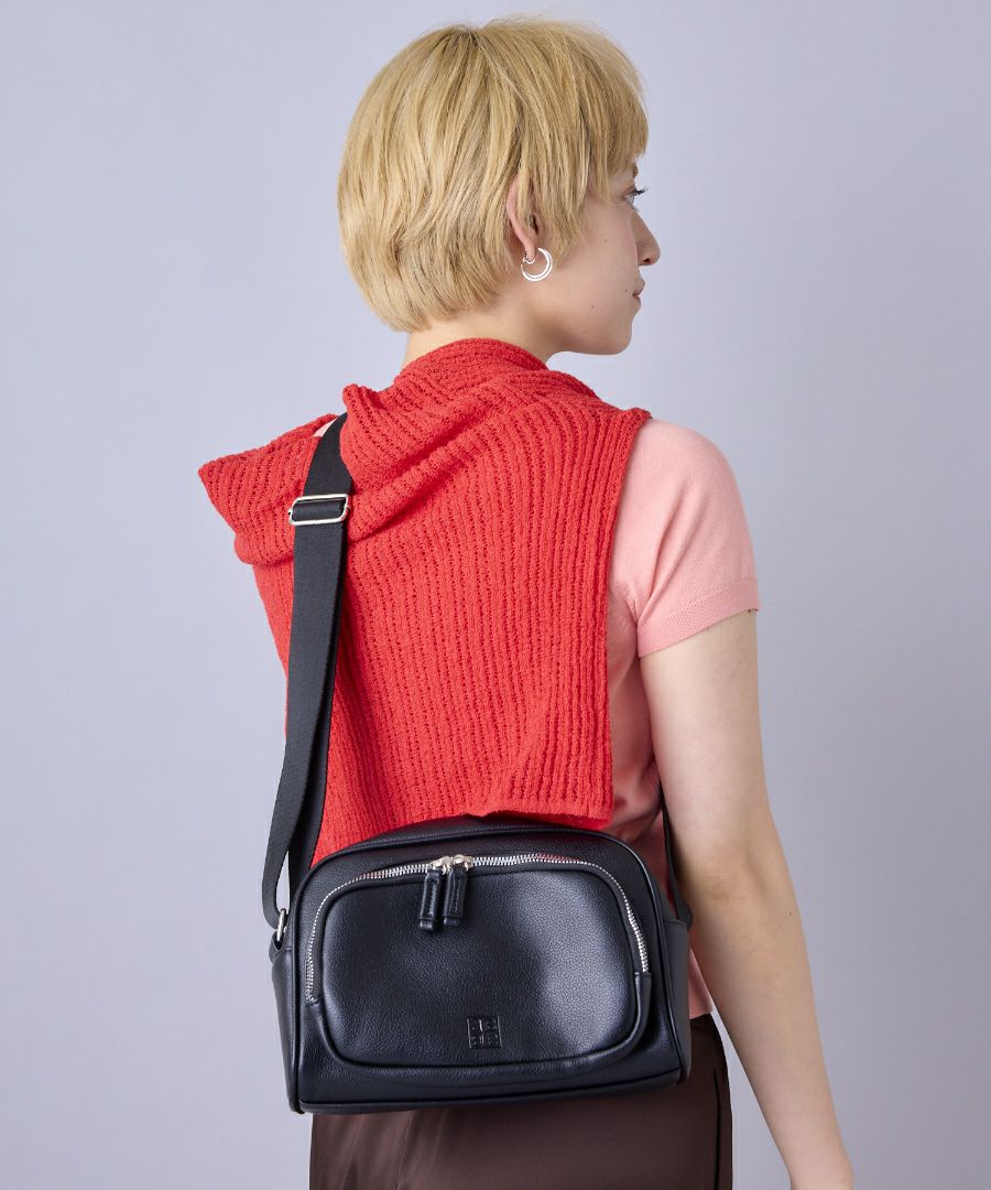 anello ショルダーバッグ 金属ビスロンファスナー 自立 mini CHERISH AGB5031