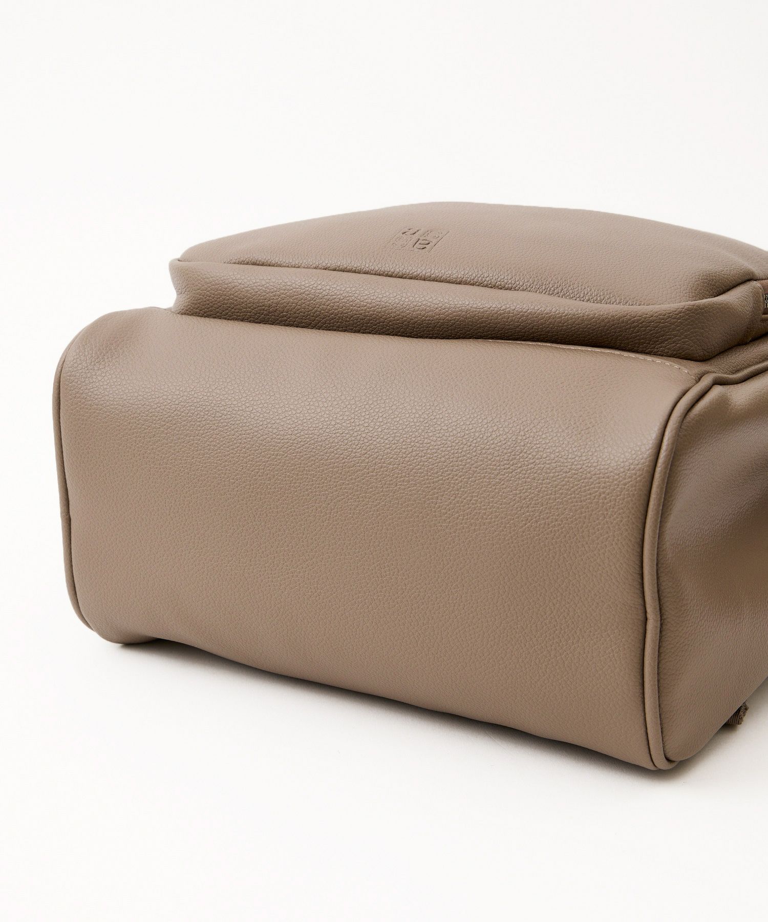 anello リュック バックパック 金属ビスロンファスナー 自立 キャリーオン A4 CHERISH AGB5038