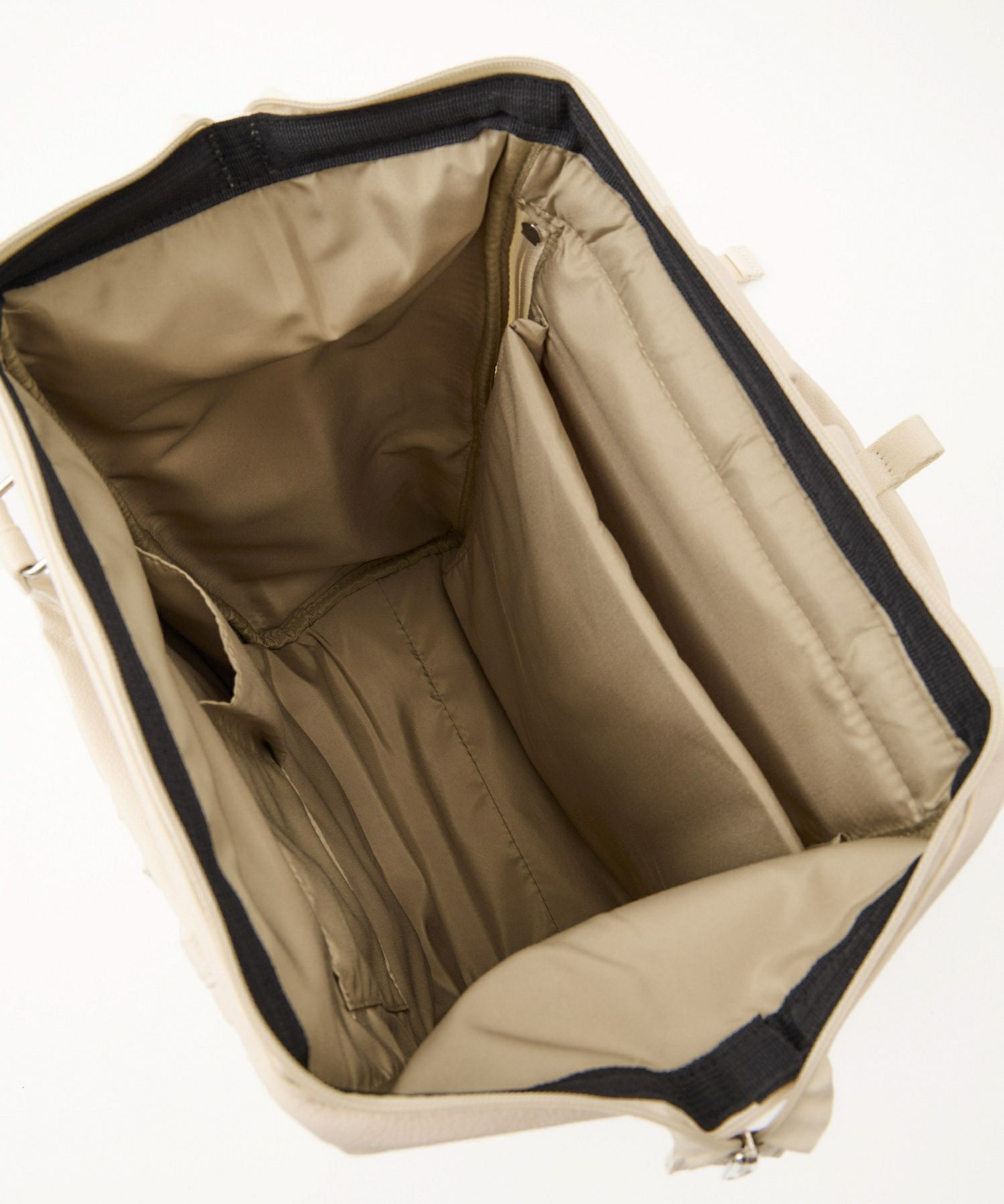 anello リュック バックパック 金属ビスロンファスナー 自立 キャリーオン A4 CHERISH AGB5038