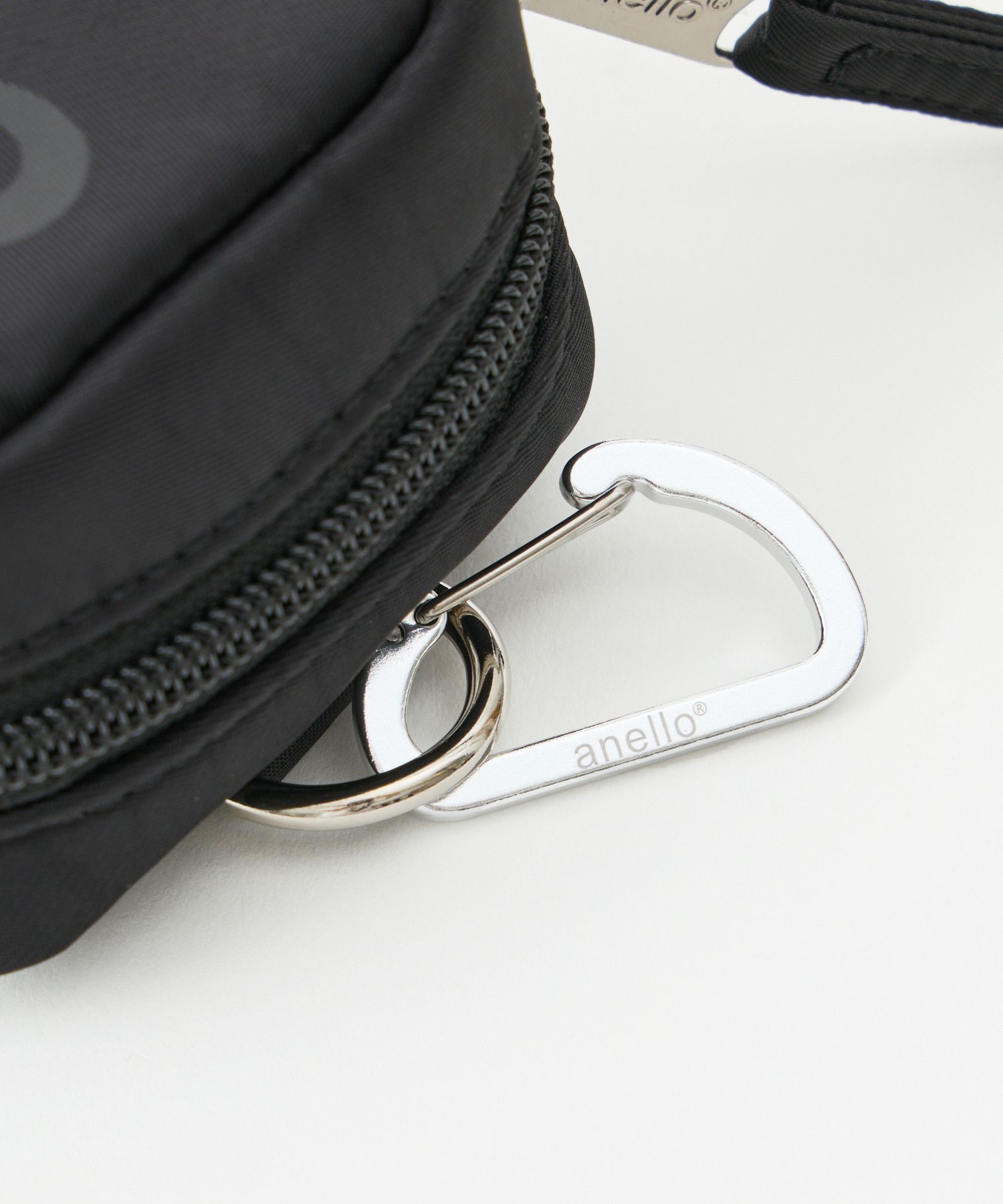 anello ポーチ 両面撥水 ラバープリント パディング カラビナ mini ALF AIY0131