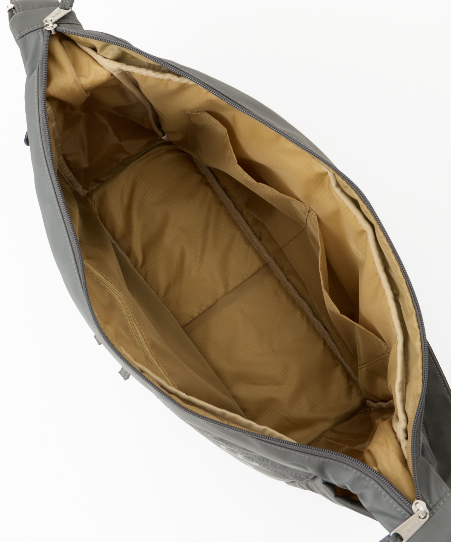 anello ショルダーバッグ 両面撥水 ラバープリント パディング Dカン A4 ALF AIY0133