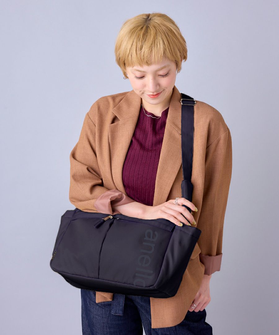 anello ショルダーバッグ 両面撥水 ラバープリント パディング Dカン A4 ALF AIY0133