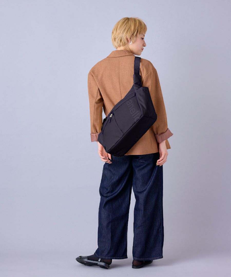 anello ショルダーバッグ 両面撥水 ラバープリント パディング Dカン A4 ALF AIY0133