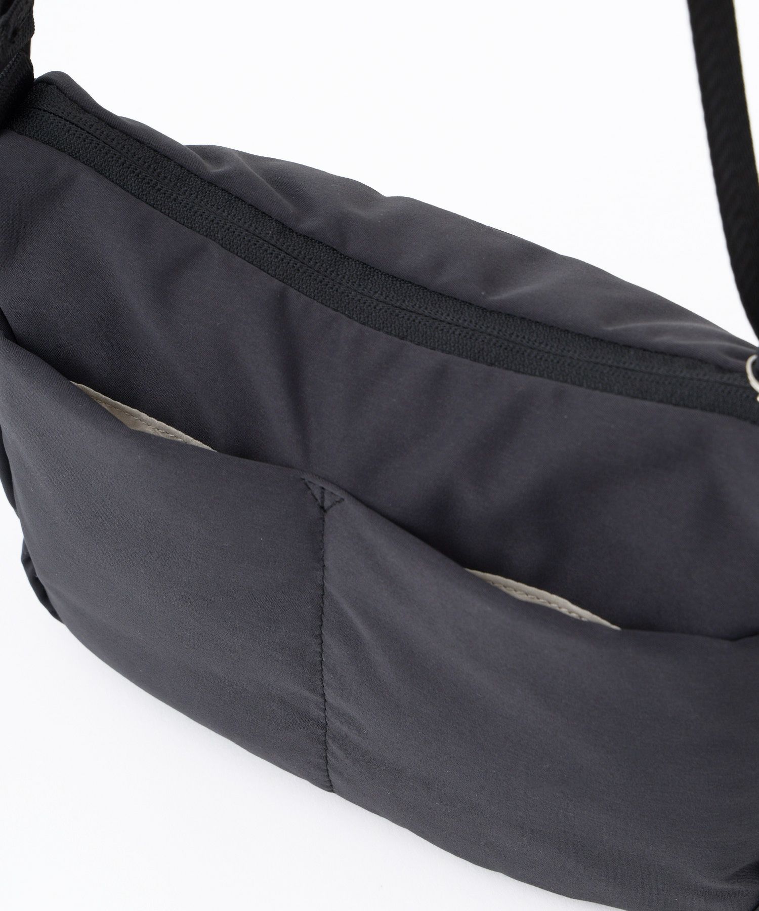 anello GRANDE ショルダーバッグ 軽量 mini pocca GTM1011