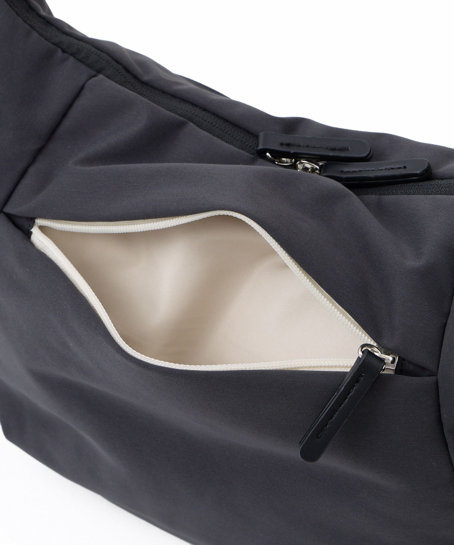 anello GRANDE ショルダーバッグ 軽量 A5 A5 pocca GTM1014