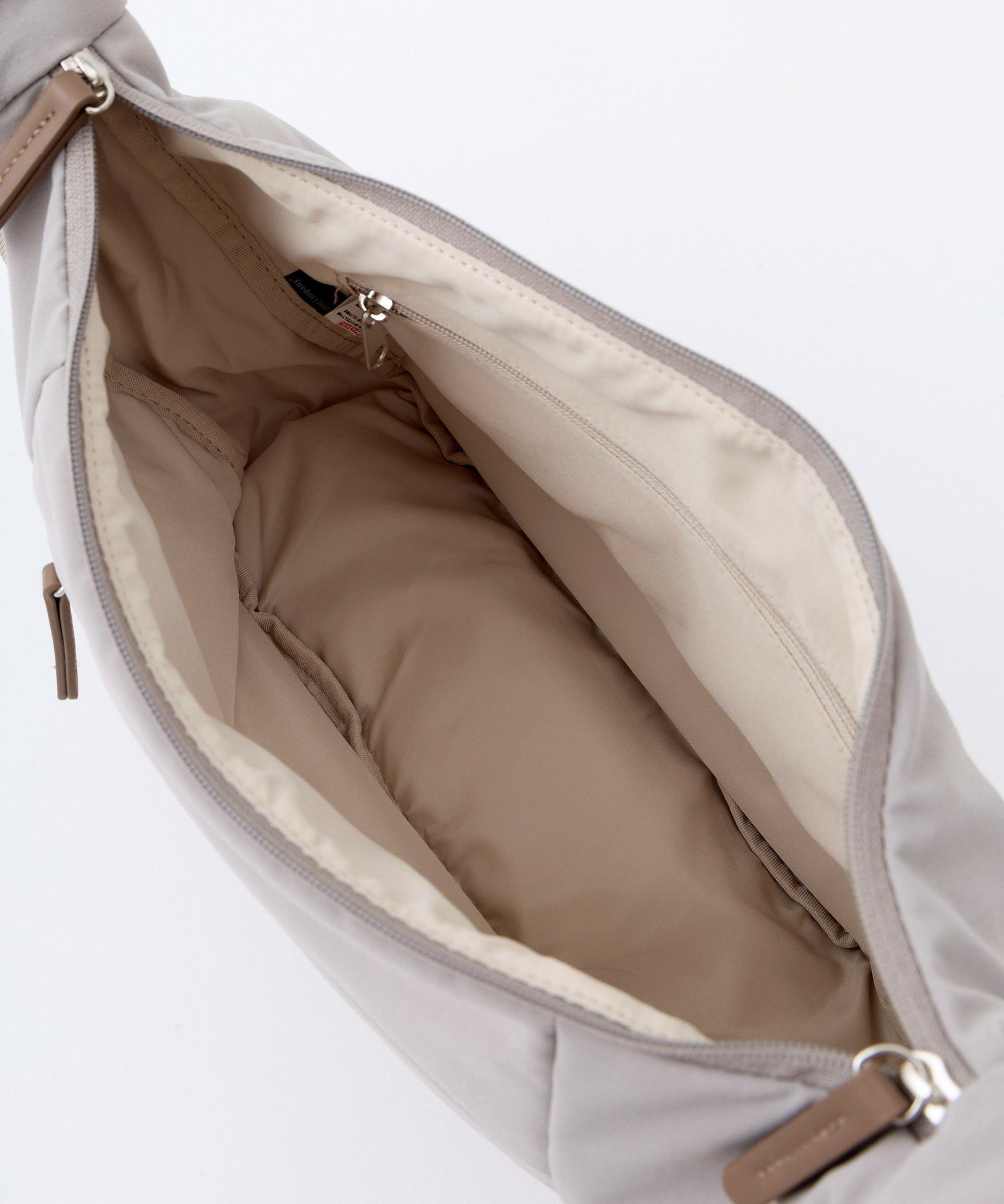 anello GRANDE ショルダーバッグ 軽量 A5 A5 pocca GTM1014