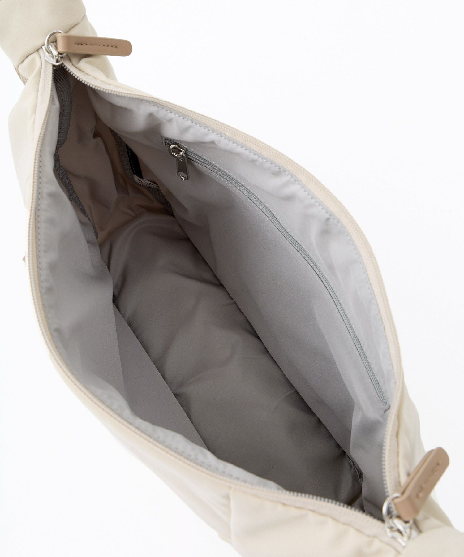 anello GRANDE ショルダーバッグ 軽量 A5 A5 pocca GTM1014