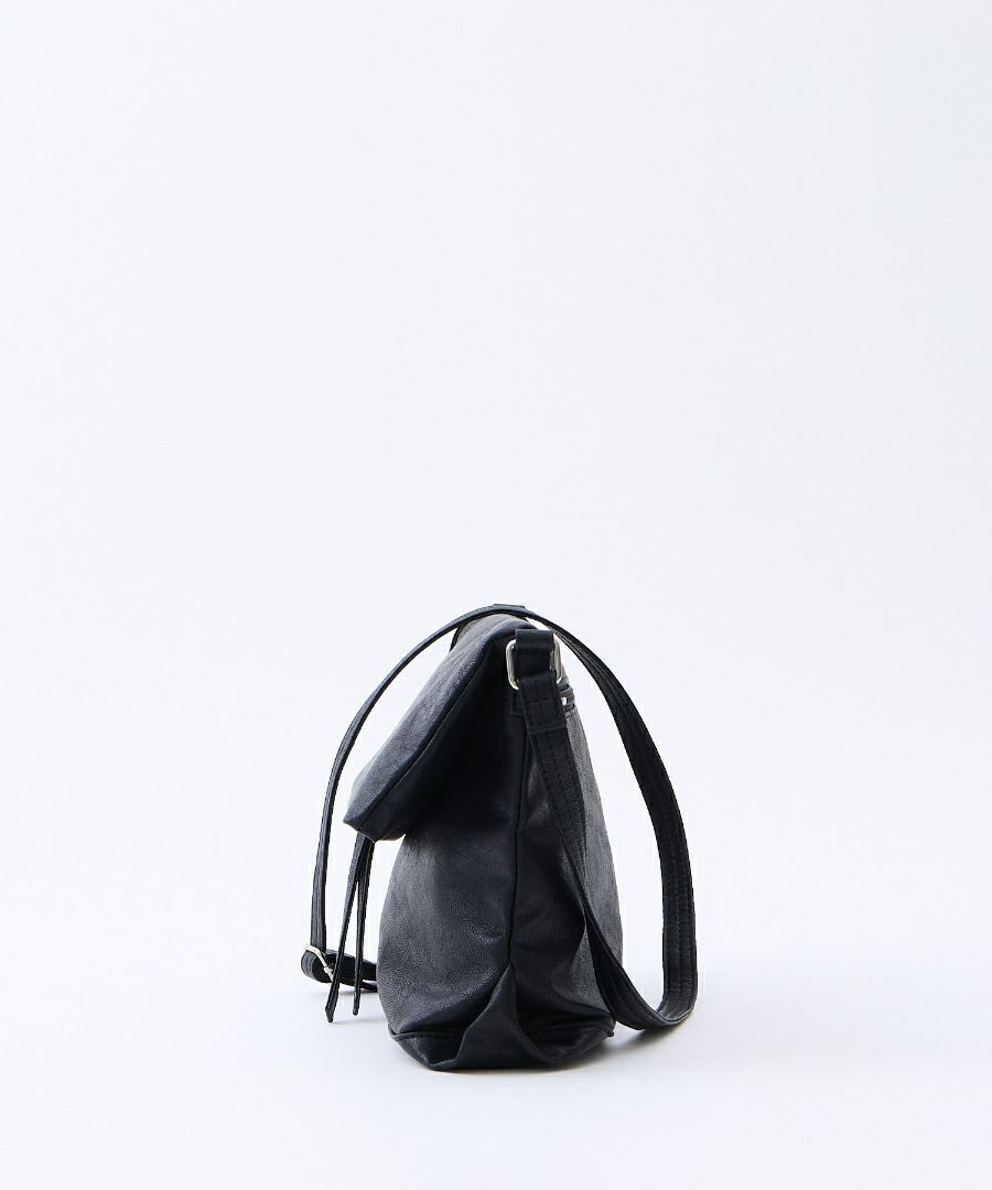 Legato Largo ショルダーバッグ 洗濯可能 自立 口折れ A5 ユニプレーン LG-X0471