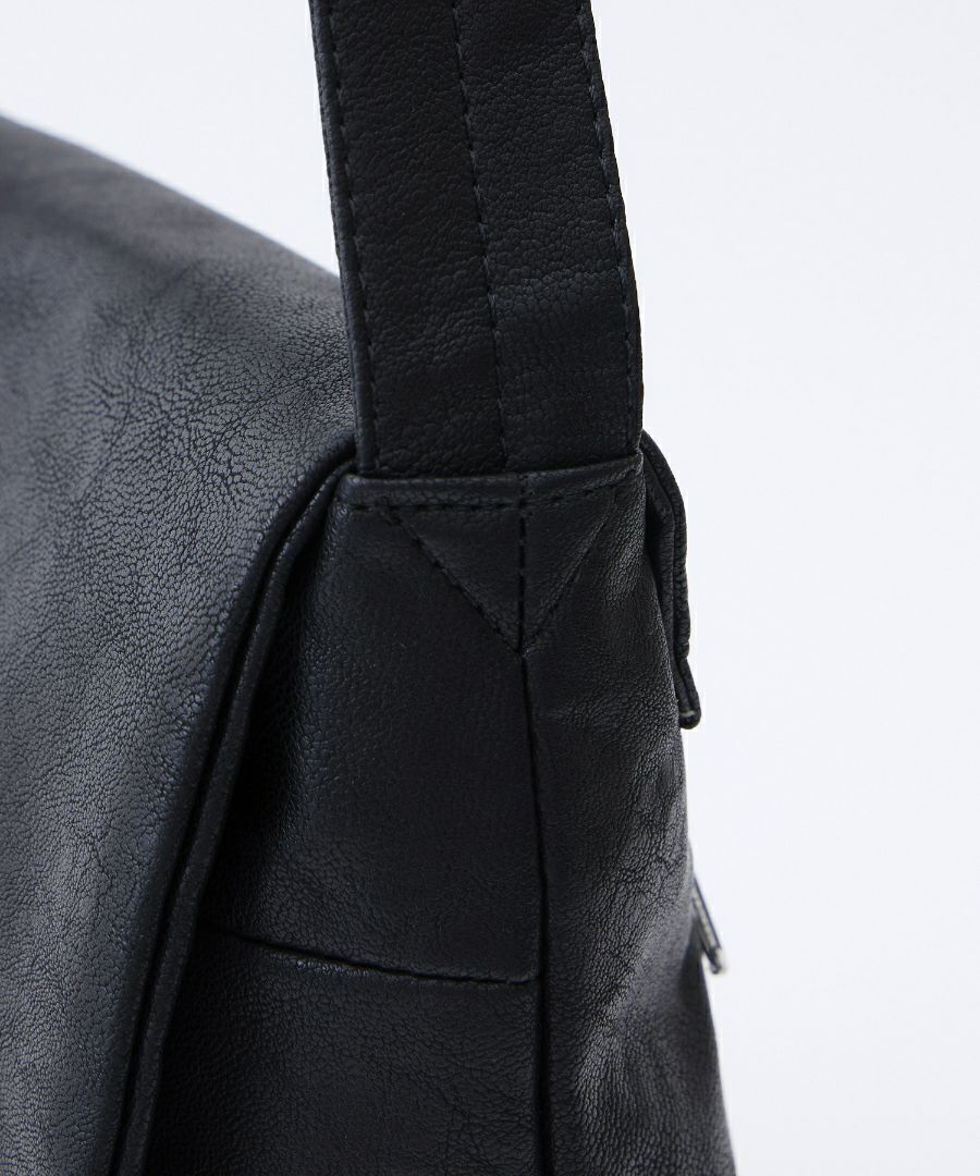 Legato Largo ショルダーバッグ 洗濯可能 自立 男女兼用 A5 ユニプレーン LG-X0473