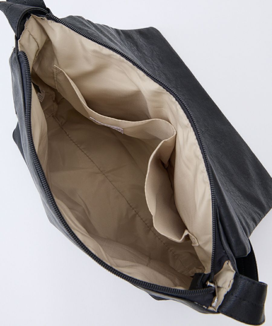 Legato Largo ショルダーバッグ 洗濯可能 自立 男女兼用 A5 ユニプレーン LG-X0473